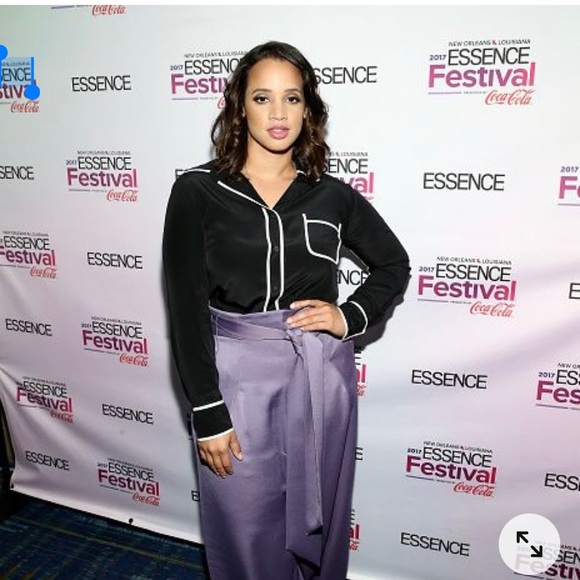 Tucker red Gaby pure silk button up shirt blouse - Picture 4 of 6